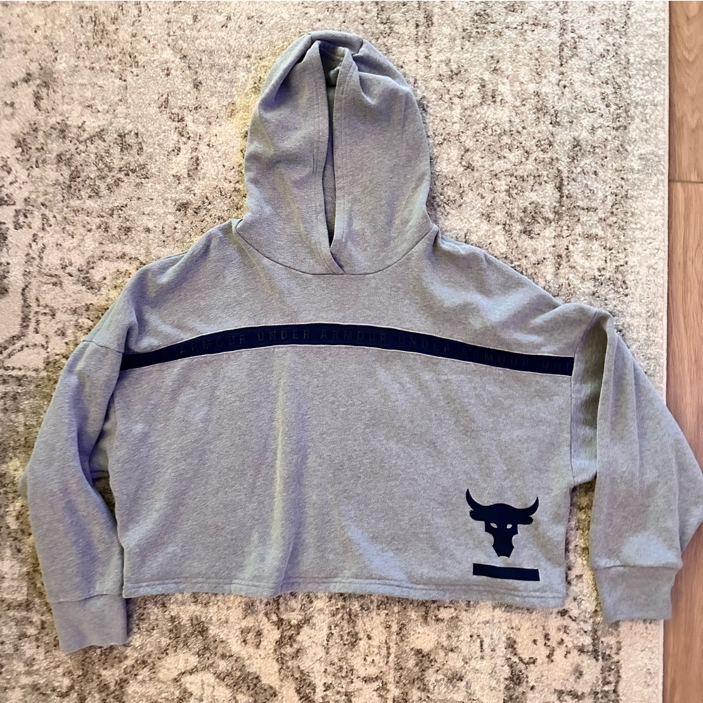 Under Armour Cropped Hoodie